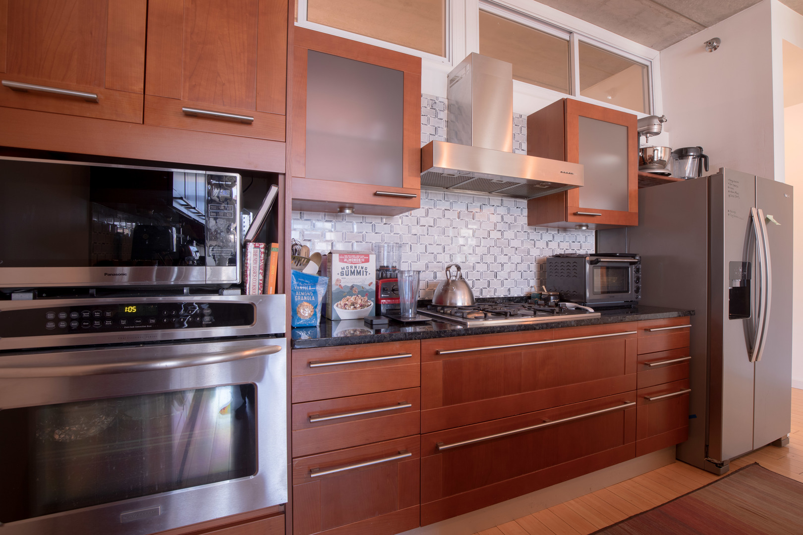 630 N Franklin Street Unit: 803