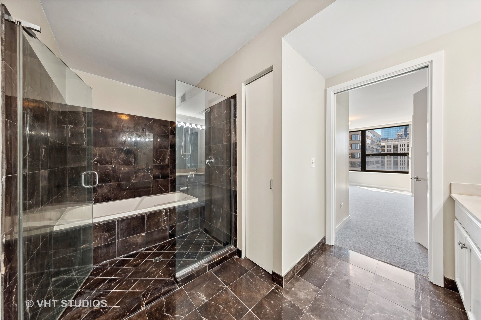 1160 S MICHIGAN Avenue Unit: 2603