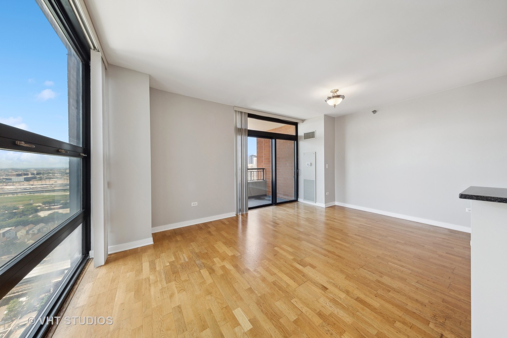 1160 S MICHIGAN Avenue Unit: 2603