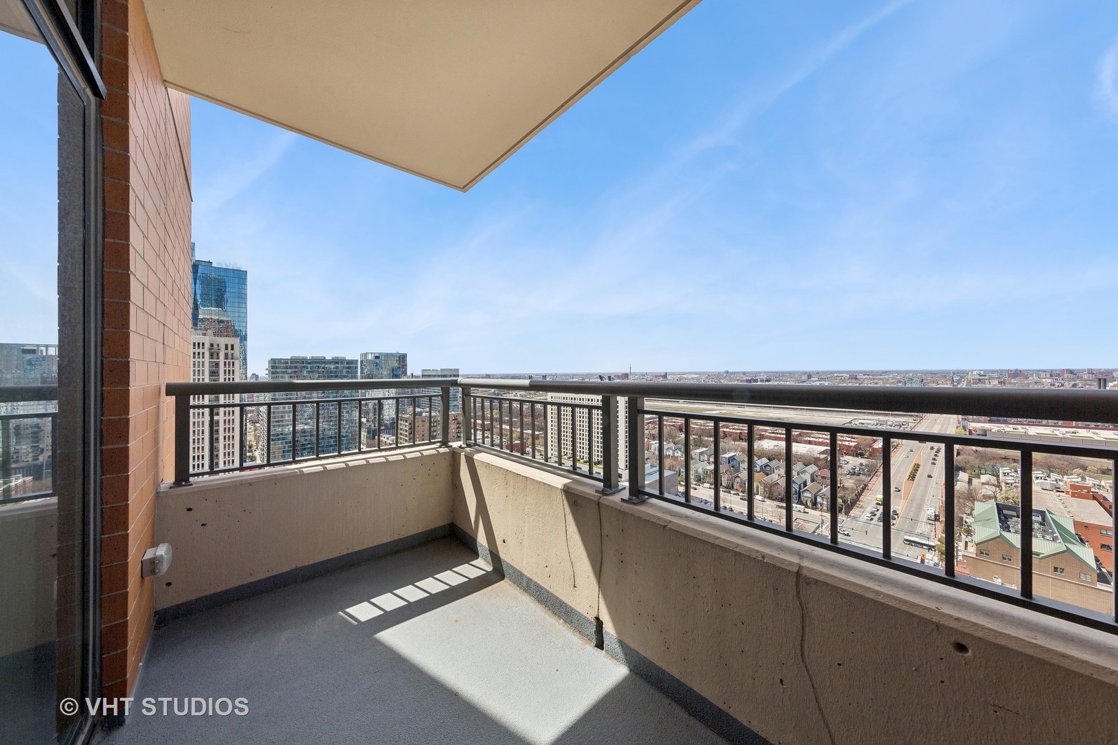 1160 S MICHIGAN Avenue Unit: 2603