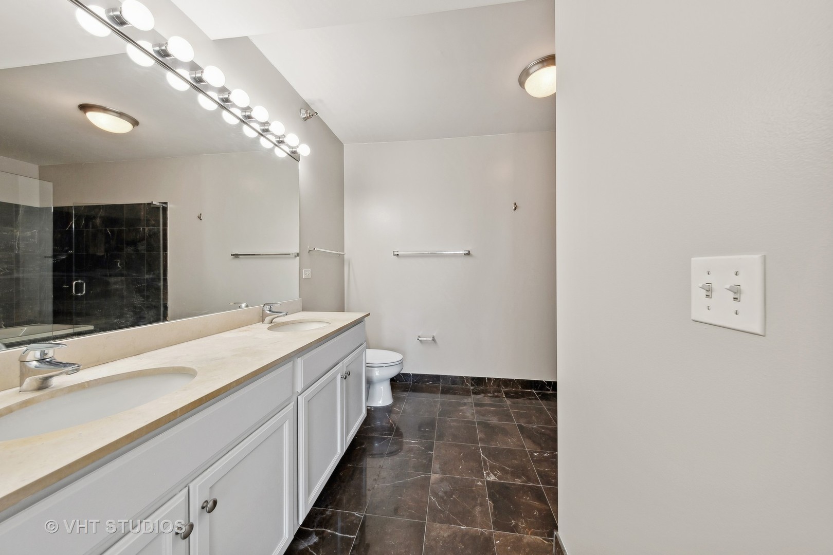 1160 S MICHIGAN Avenue Unit: 2603