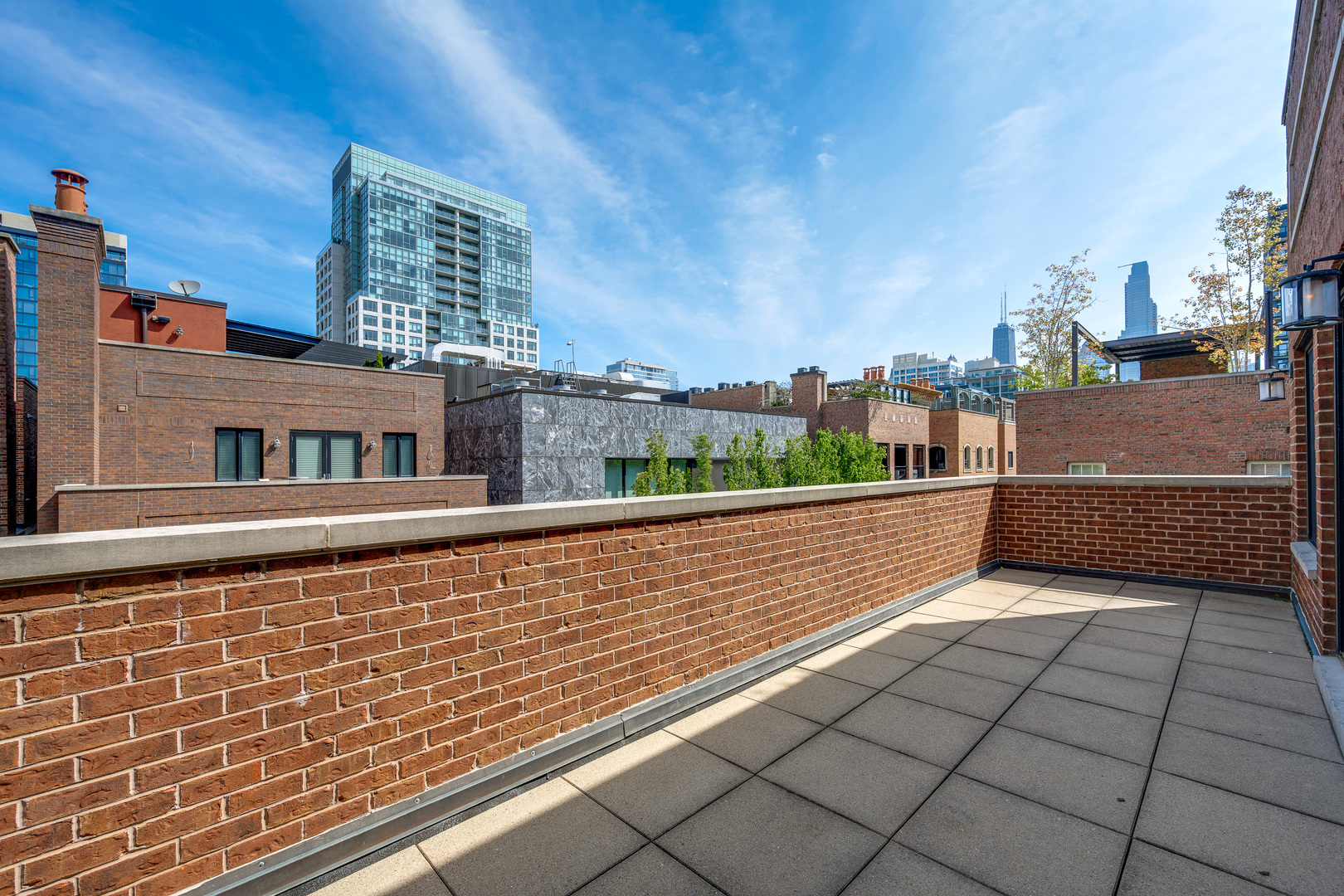 460 W Huron Street
