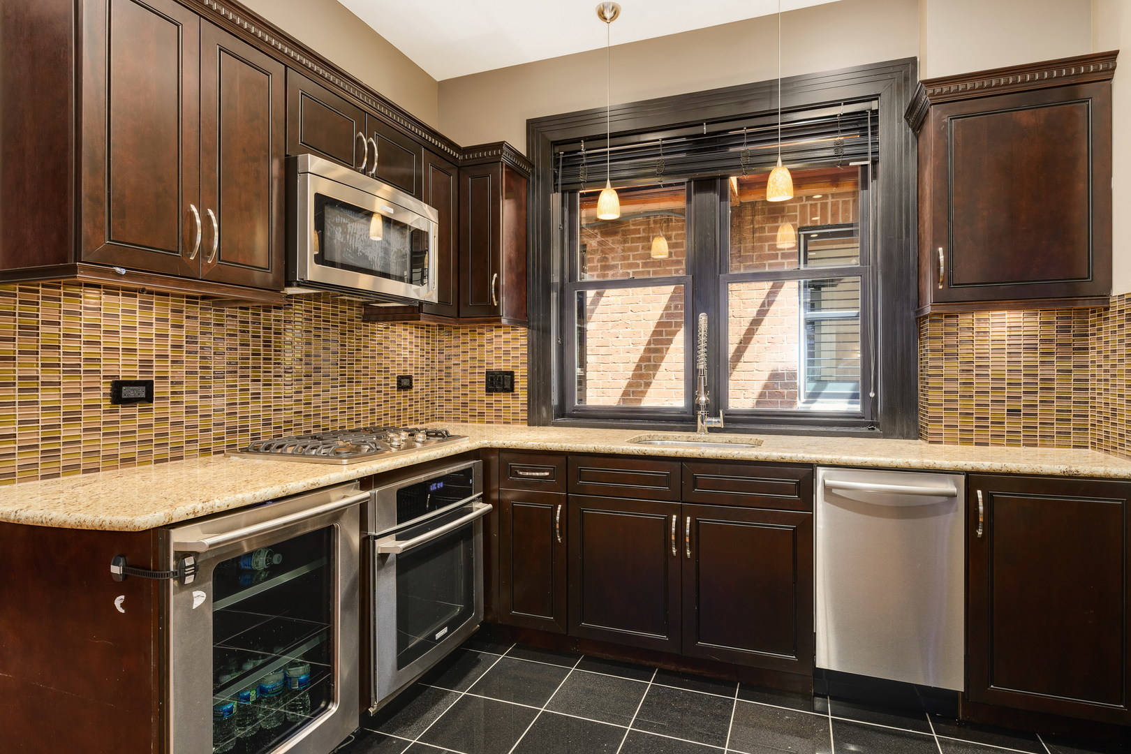 460 W Huron Street