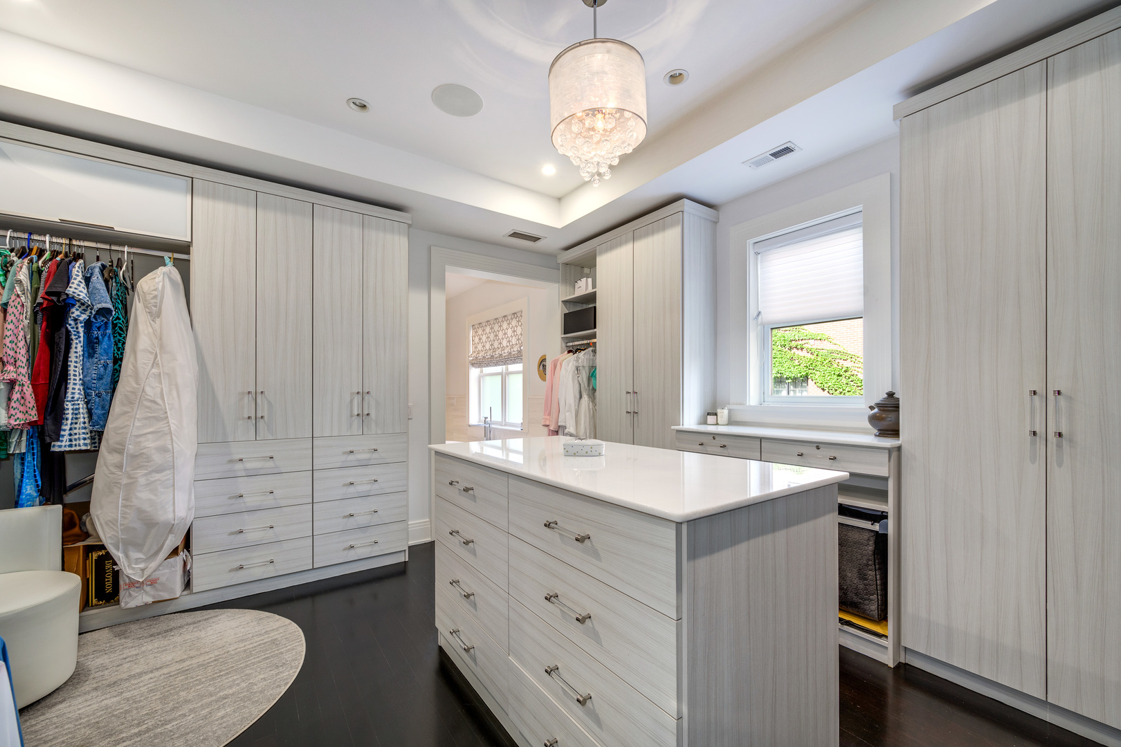 460 W Huron Street