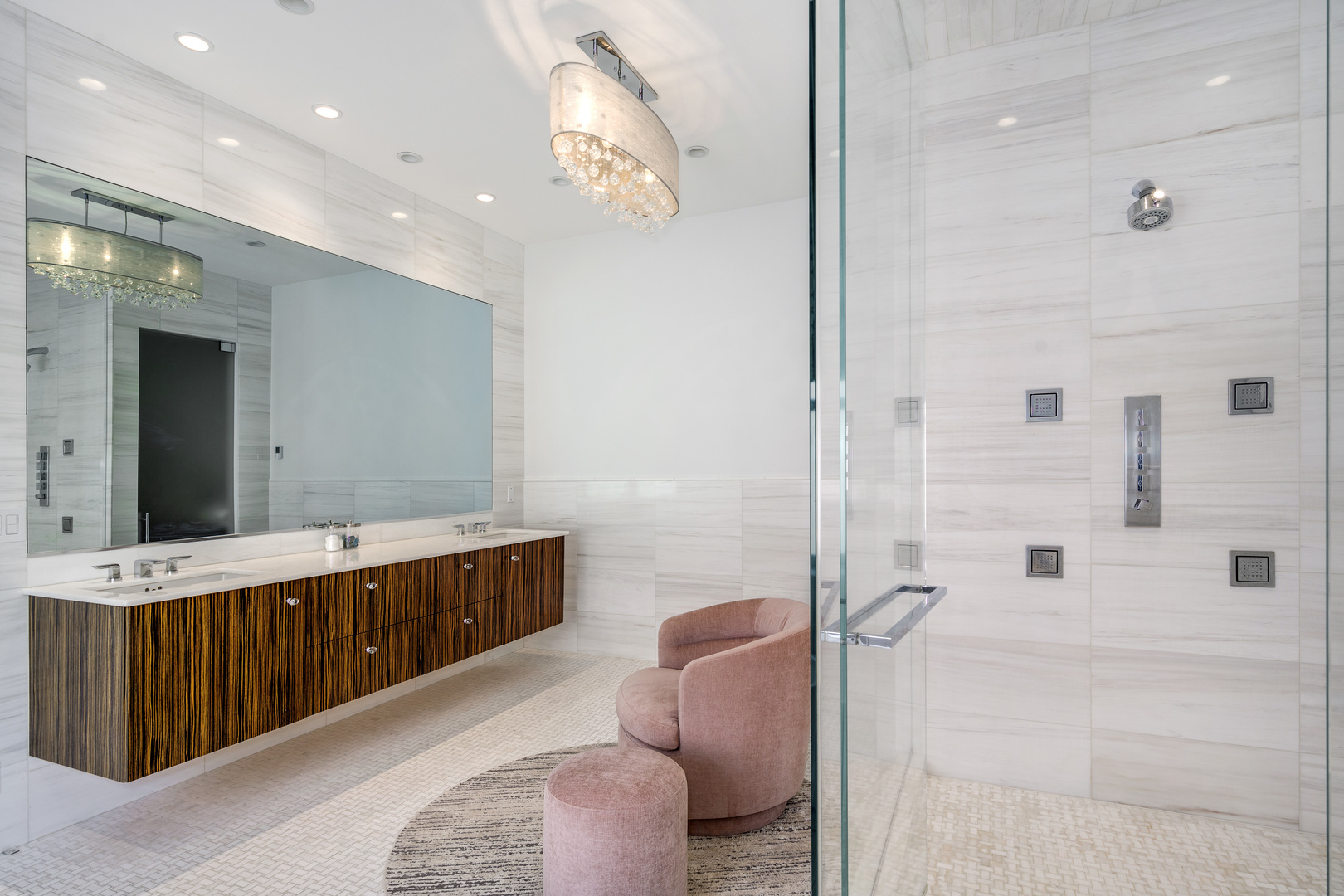 460 W Huron Street