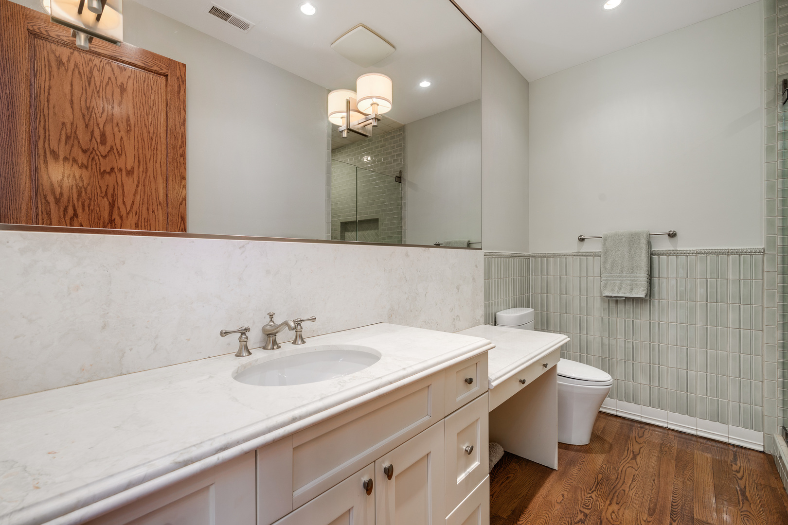 460 W Huron Street