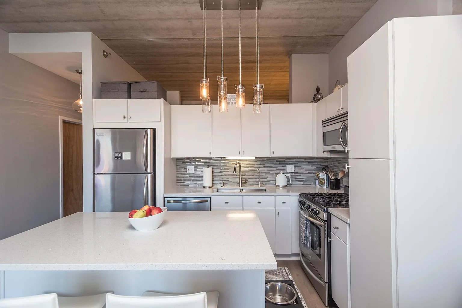 630 N Franklin Street Unit: 718