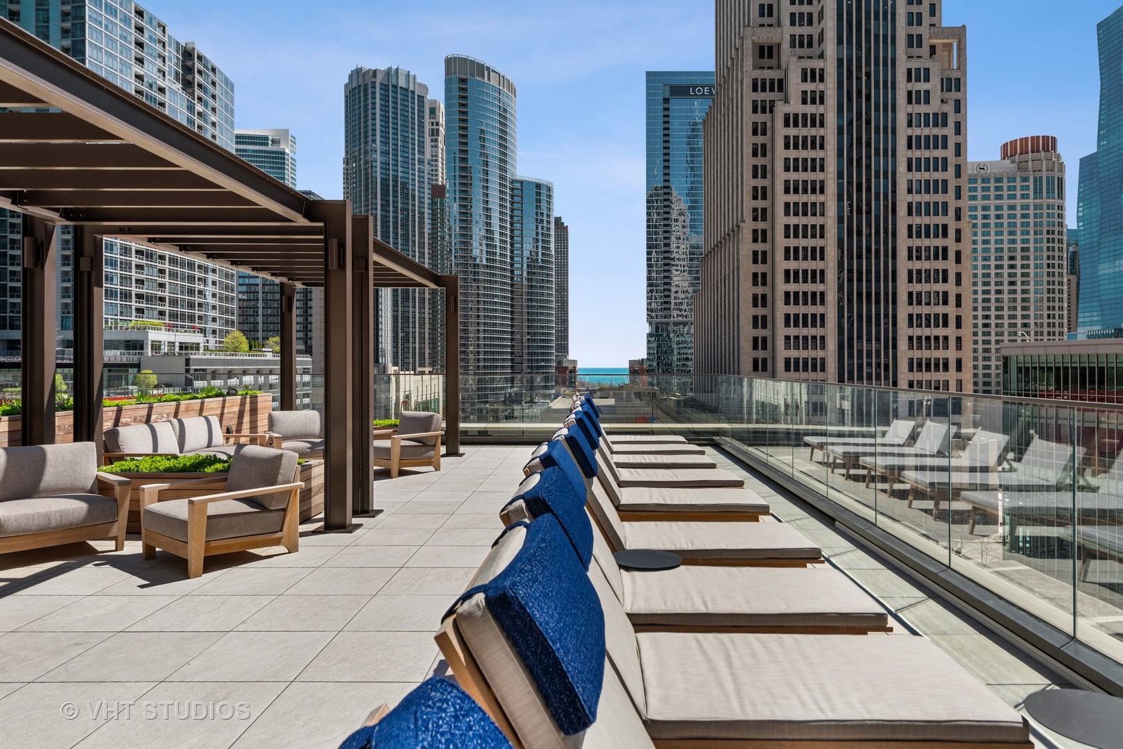435 N Michigan Avenue Unit: 401