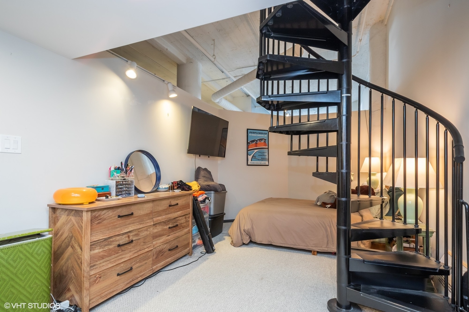 801 S Wells Street Unit: 1003