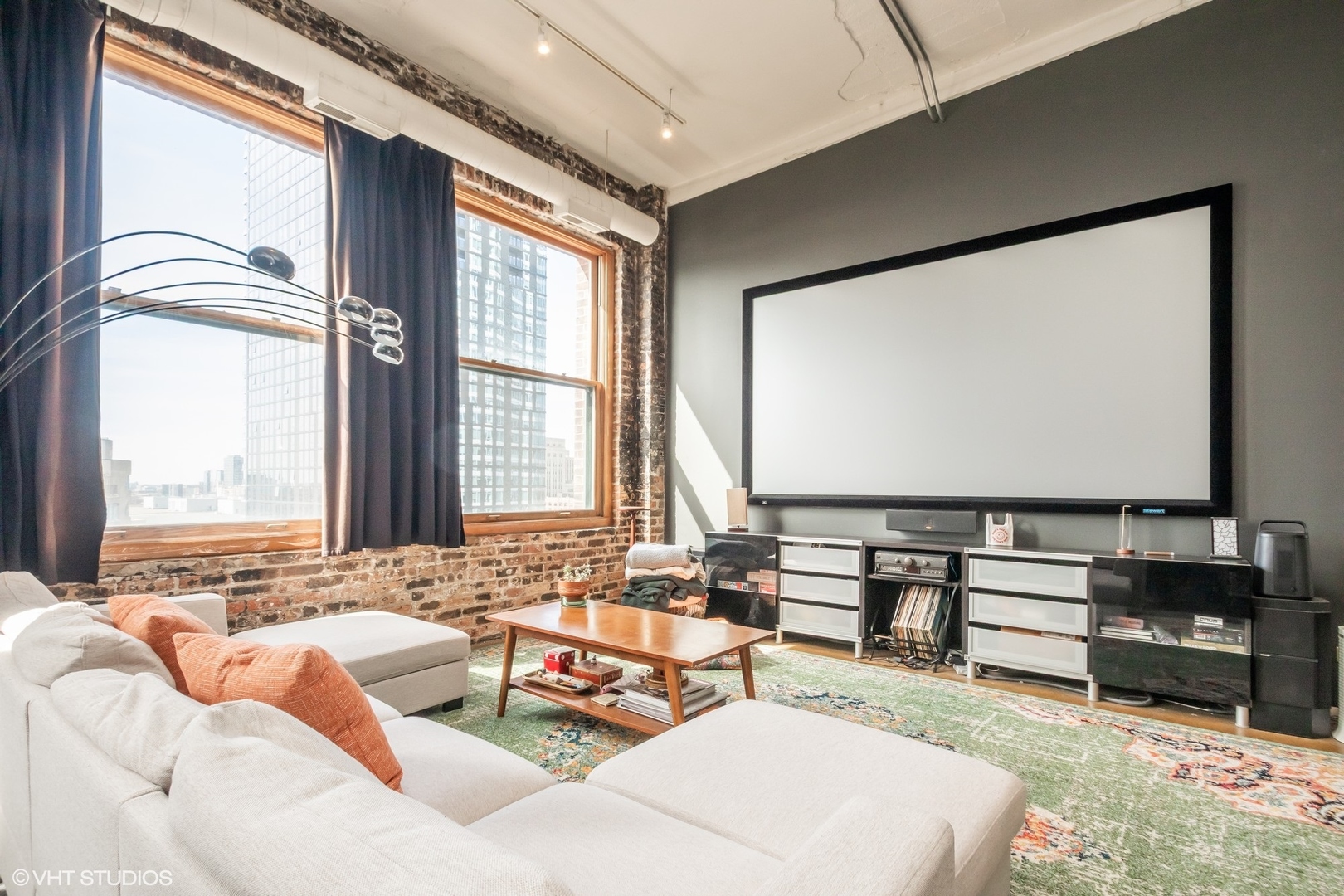 801 S Wells Street Unit: 1003