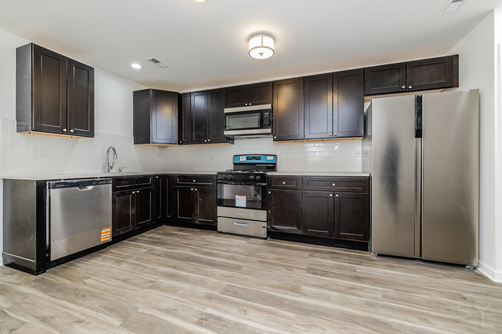 924 S springfield Avenue