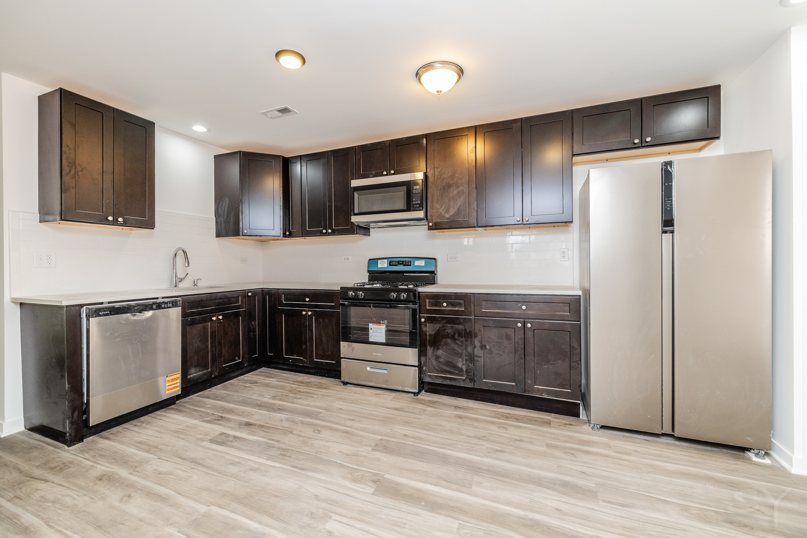 924 S springfield Avenue