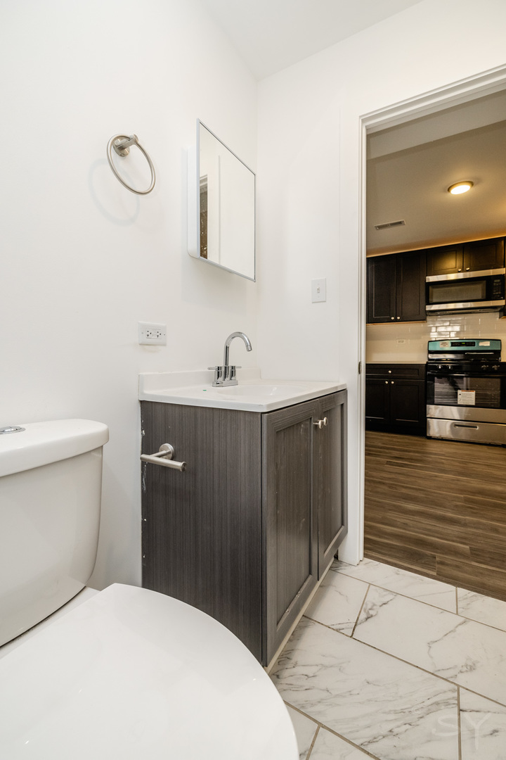 924 S springfield Avenue