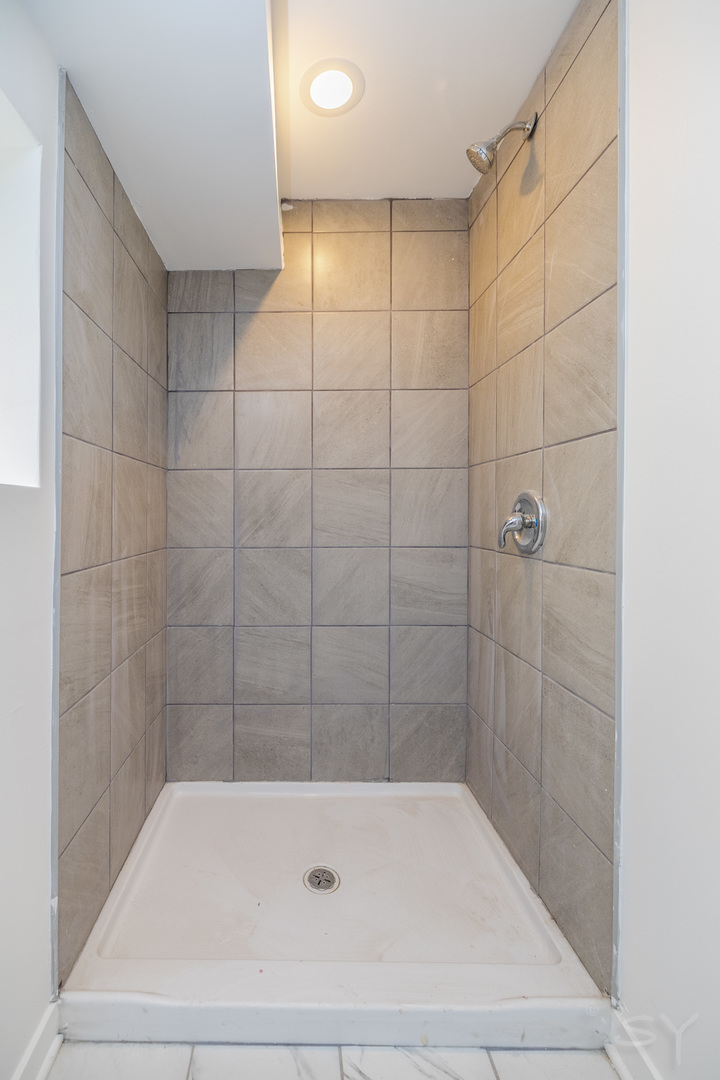 924 S springfield Avenue