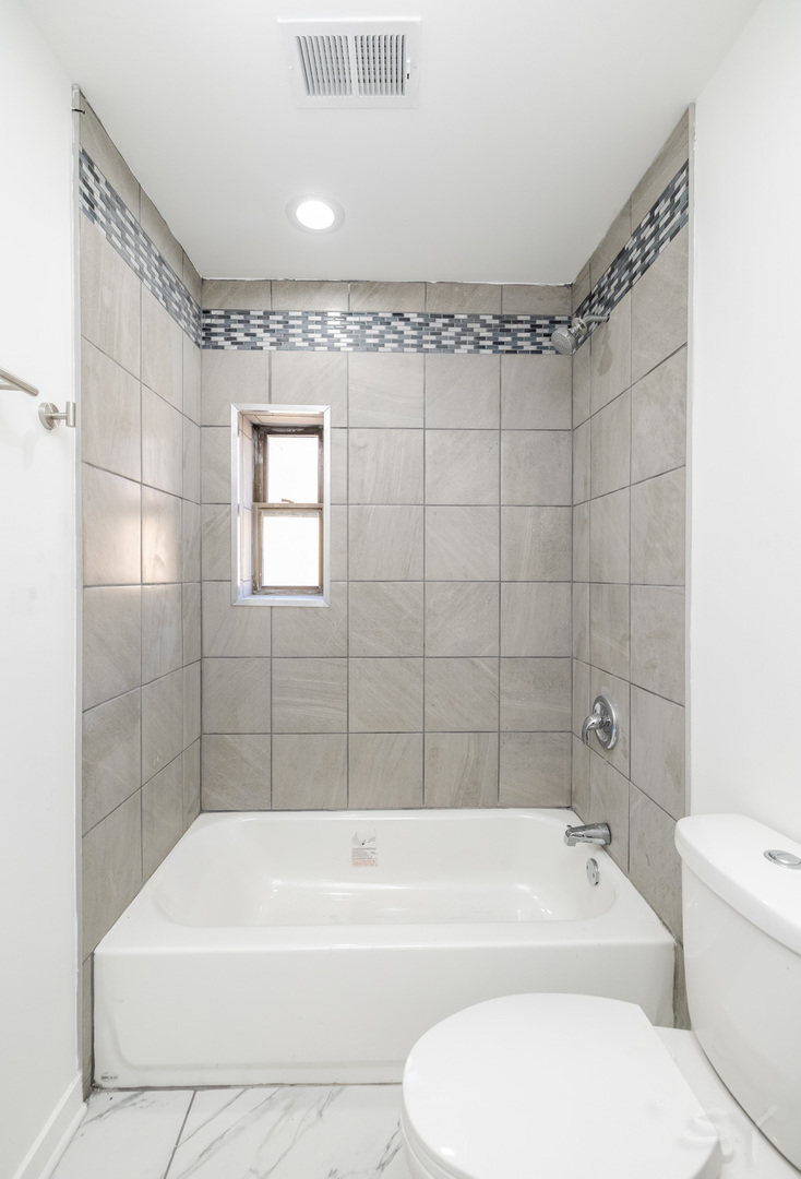 924 S springfield Avenue