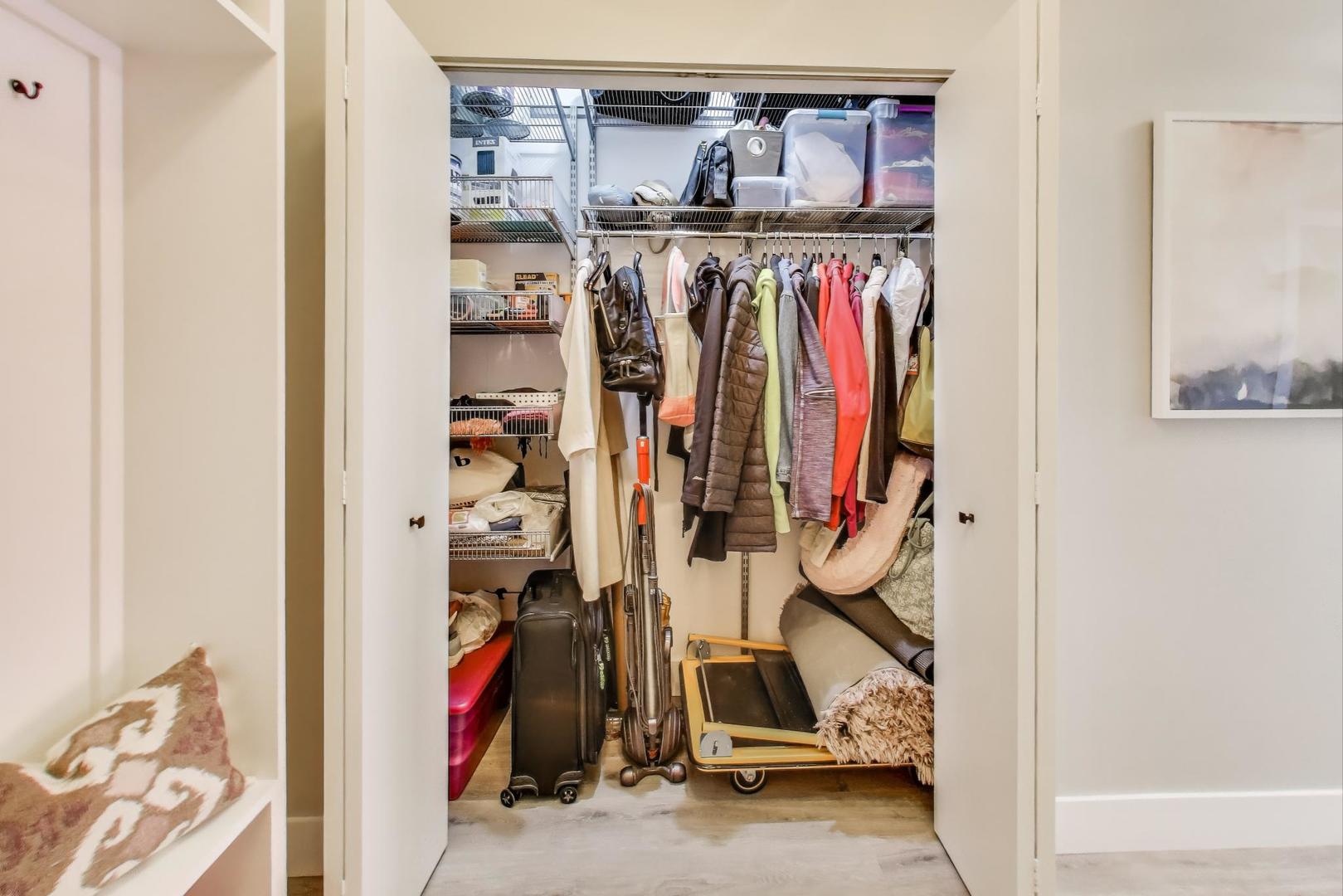 421 W Huron Street Unit: 504
