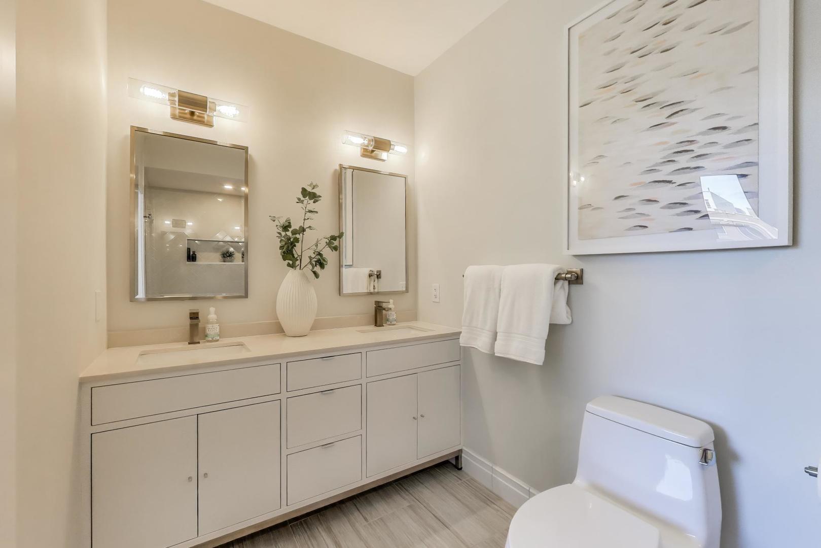 421 W Huron Street Unit: 504