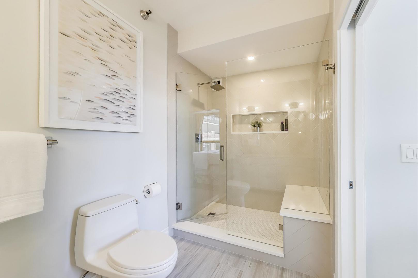421 W Huron Street Unit: 504