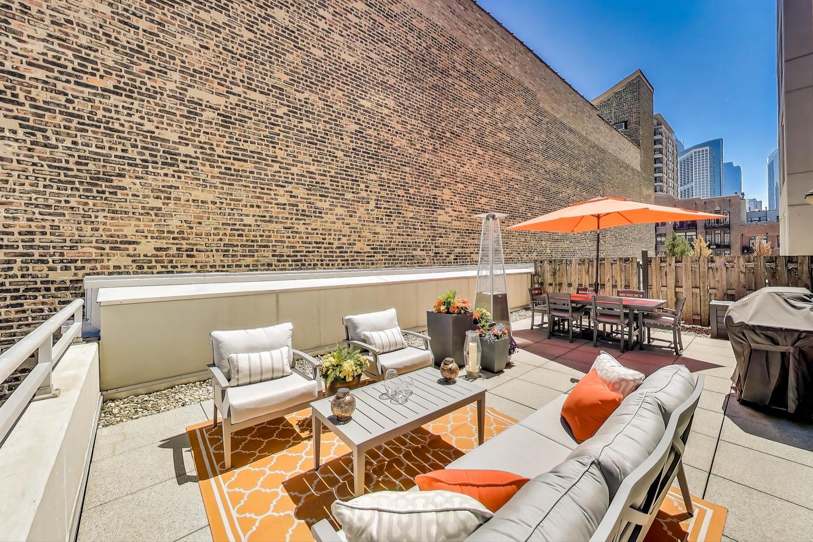 421 W Huron Street Unit: 504
