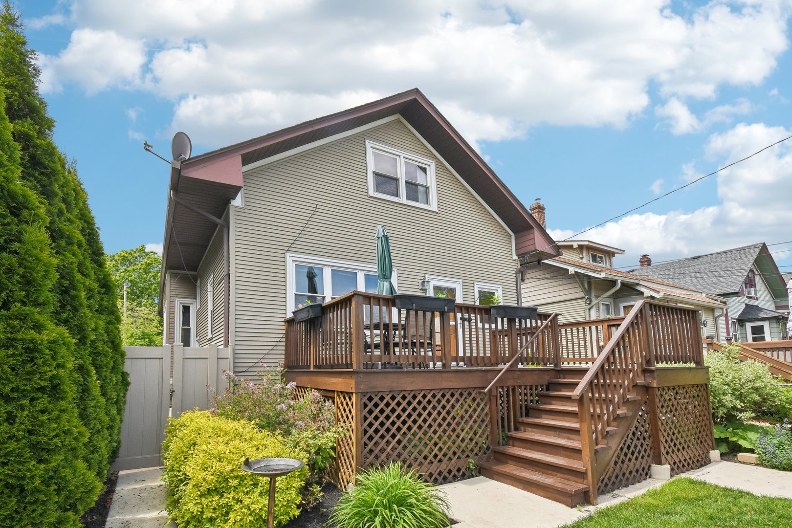 704 N Ridgeland Avenue