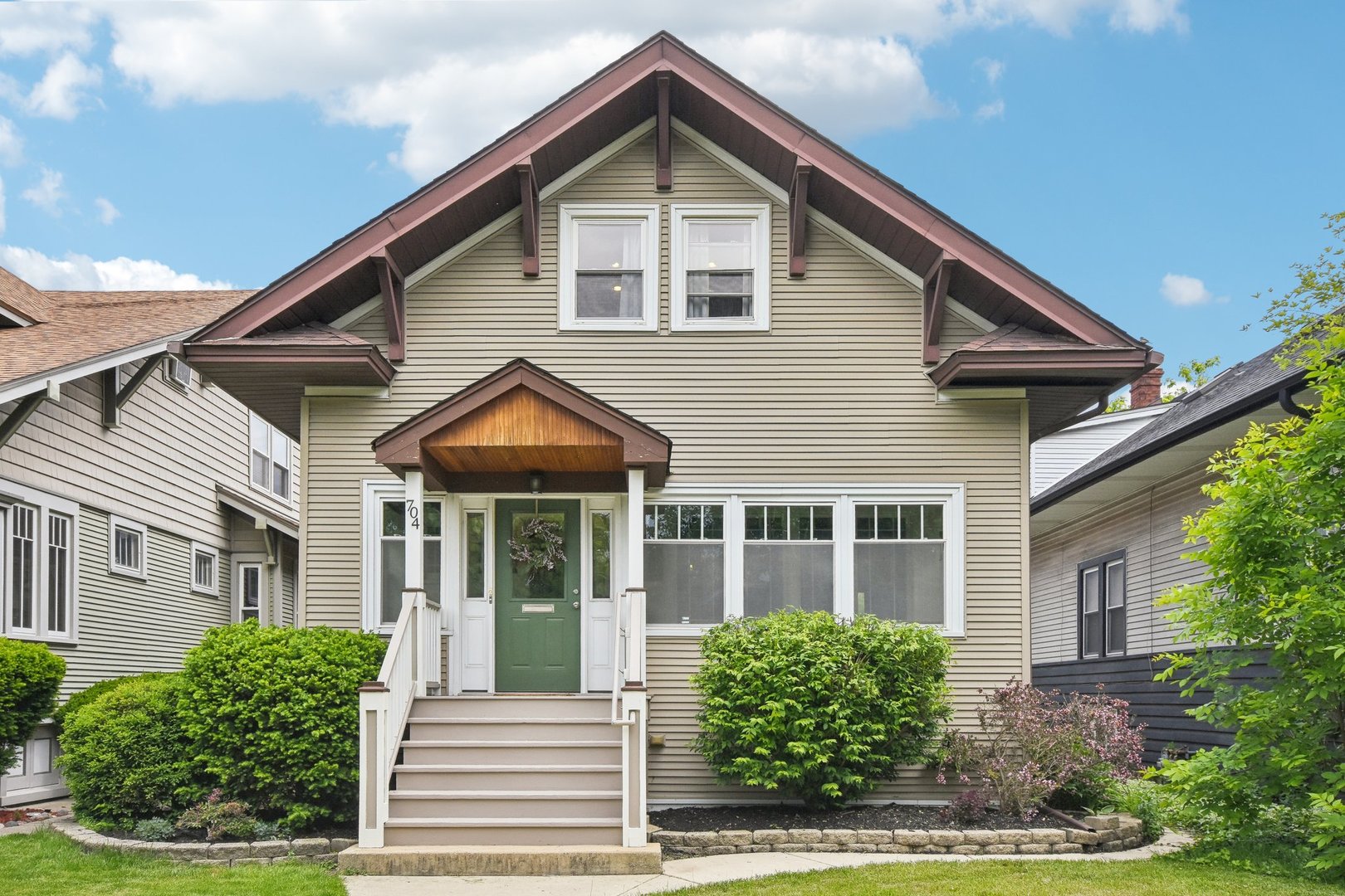 704 N Ridgeland Avenue