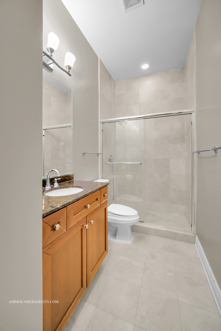 1148 W Monroe Street Unit: 6NW
