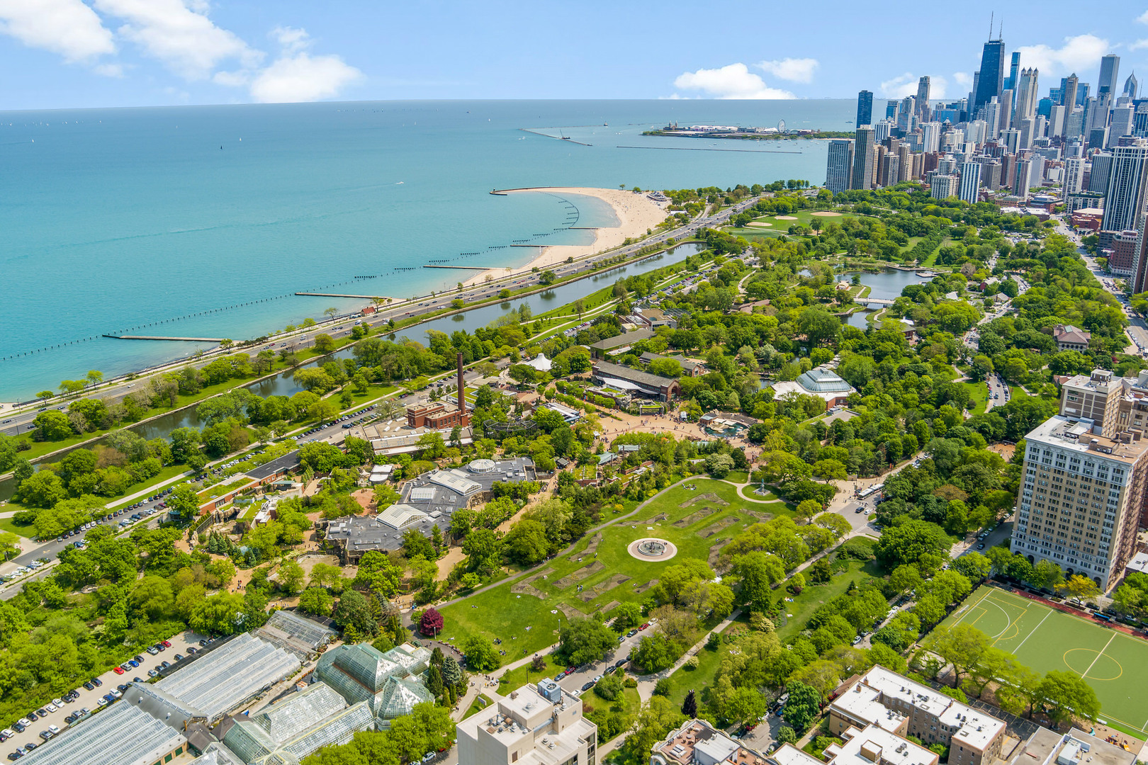 345 W Fullerton Parkway Unit: 402