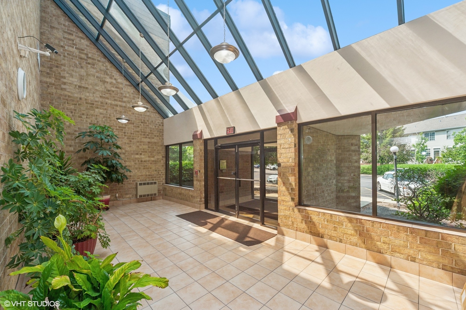 5600 ASTOR Lane Unit: 301