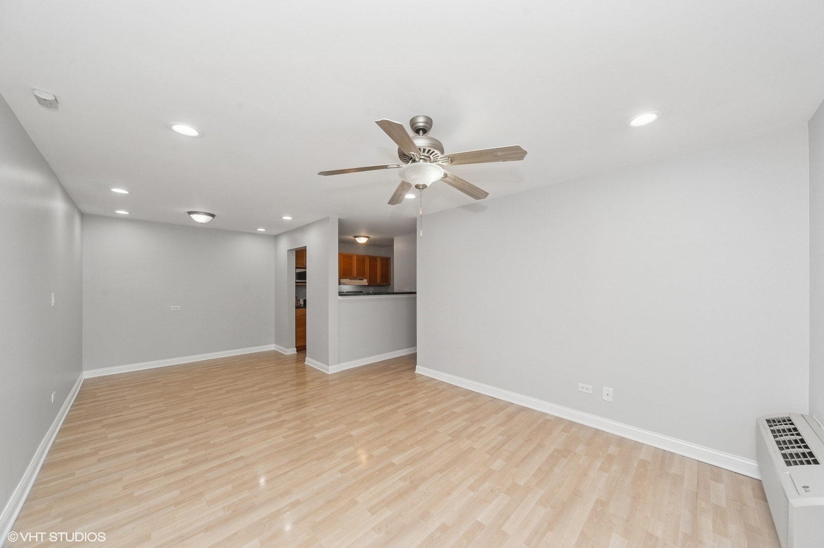 5600 ASTOR Lane Unit: 301
