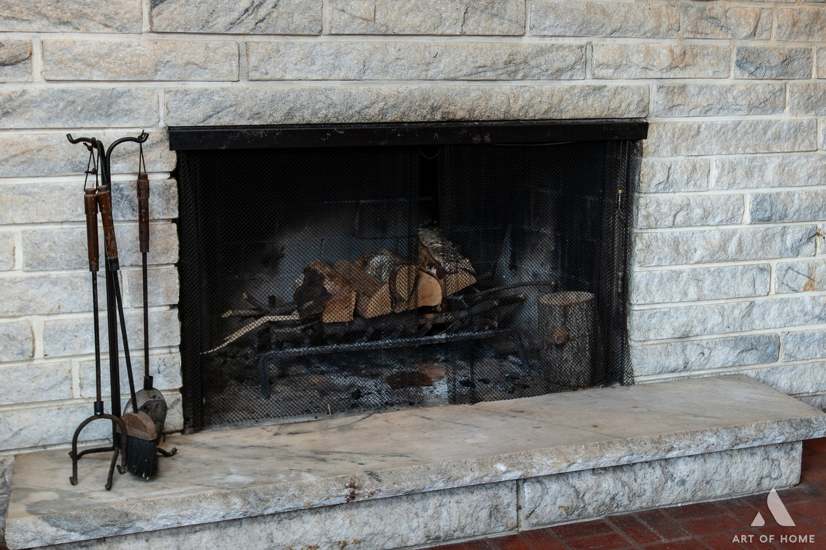 9301 Mcvicker Avenue