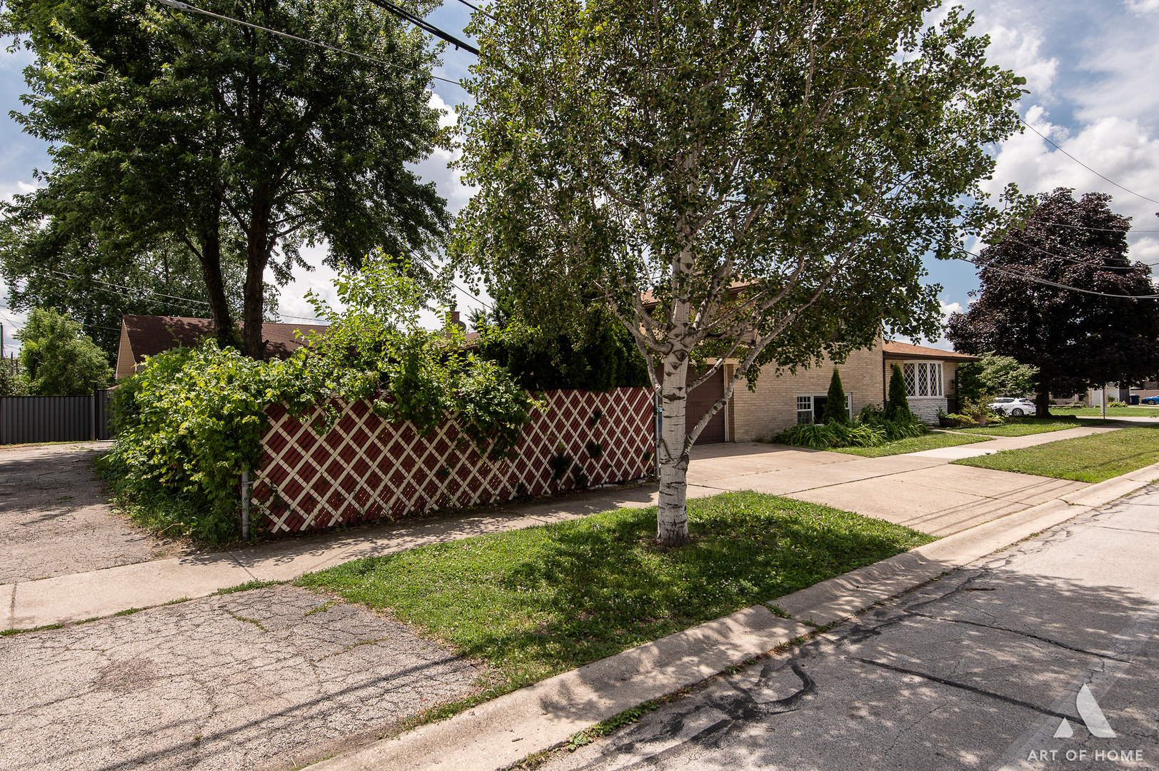 9301 Mcvicker Avenue