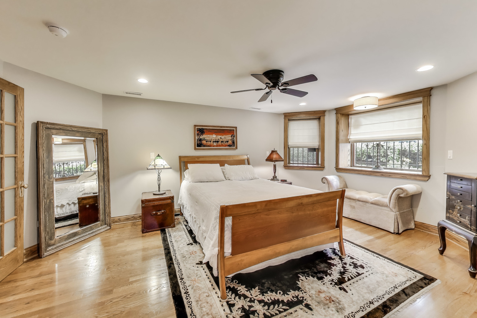 2333 N Spaulding Avenue