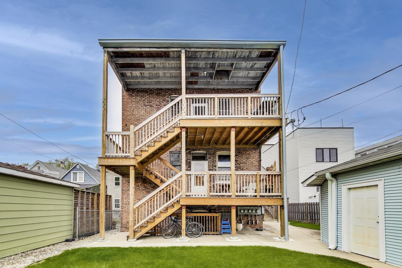 2333 N Spaulding Avenue