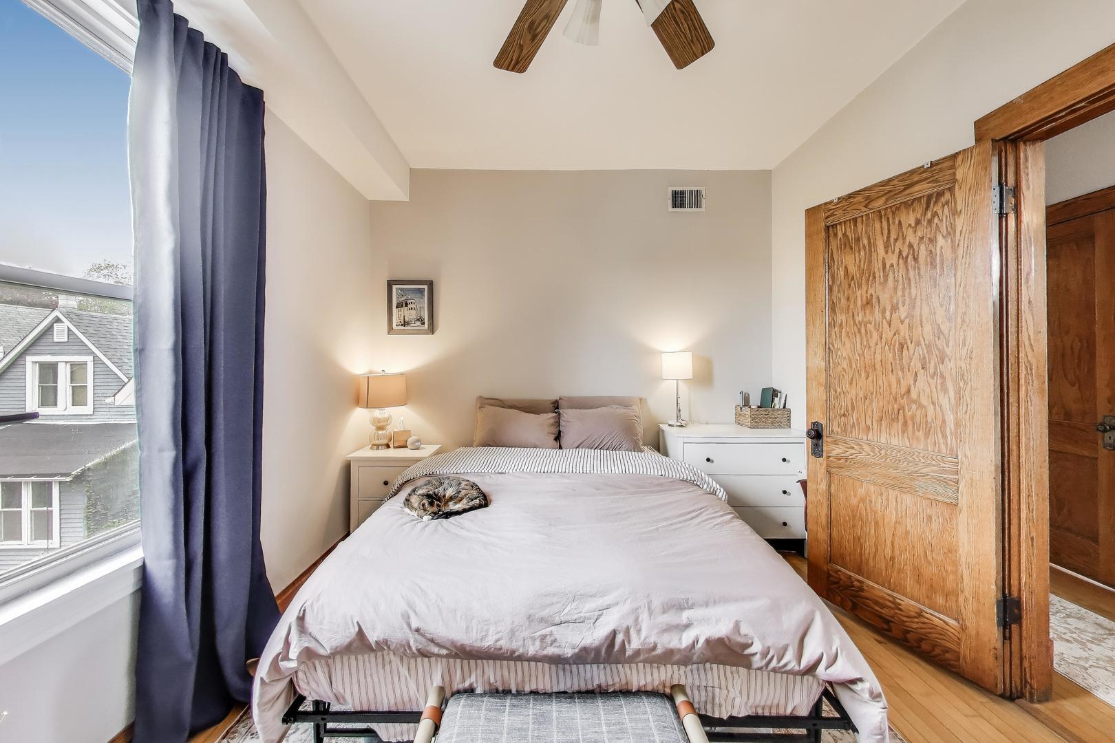 2333 N Spaulding Avenue