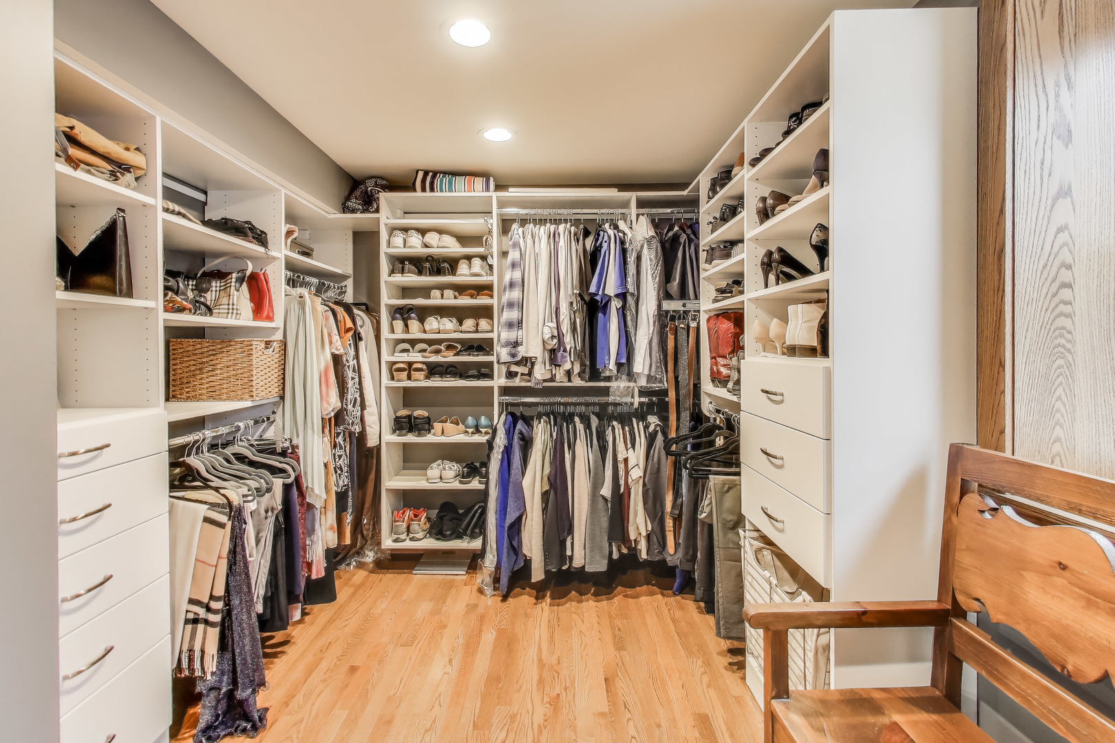 2333 N Spaulding Avenue