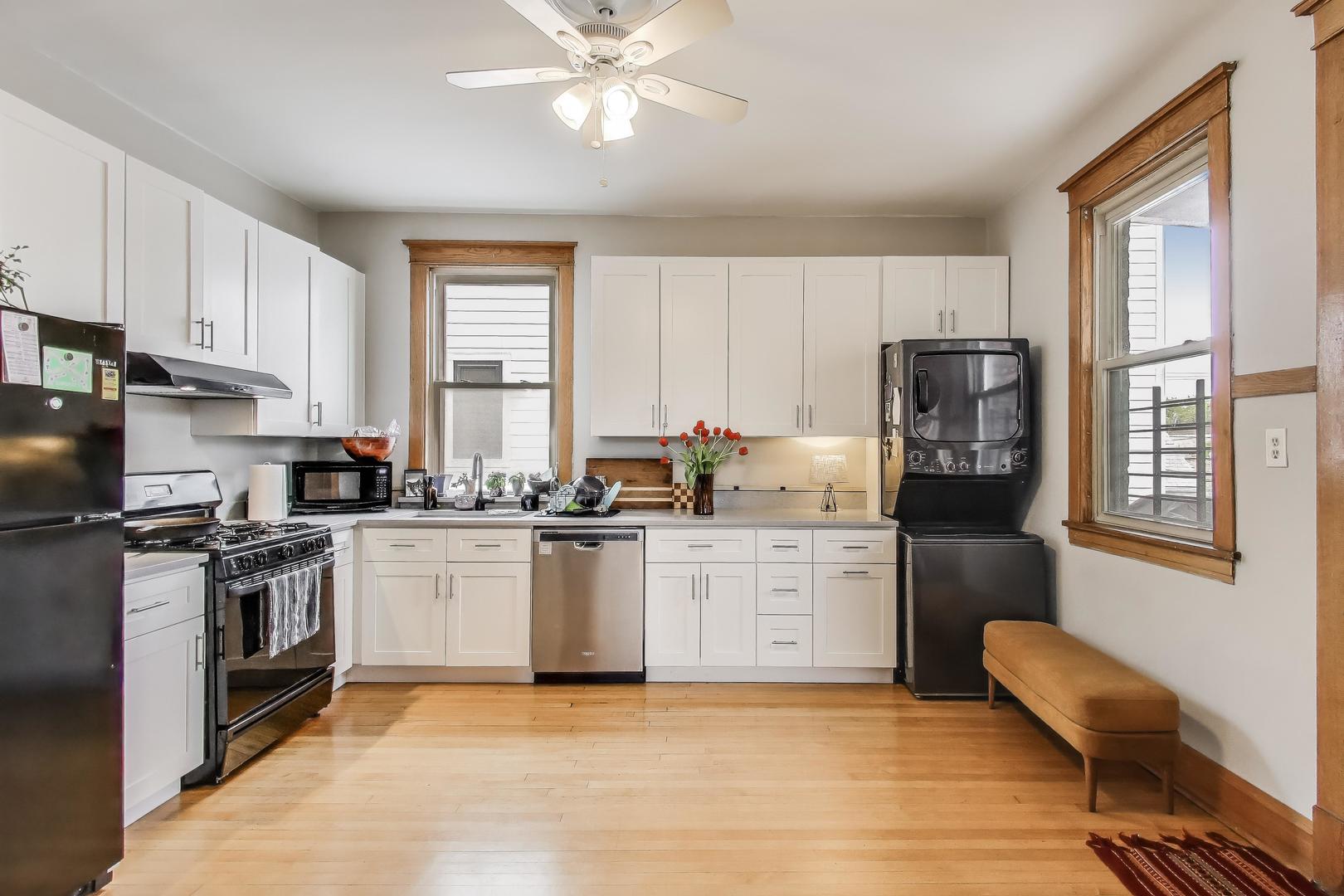 2333 N Spaulding Avenue