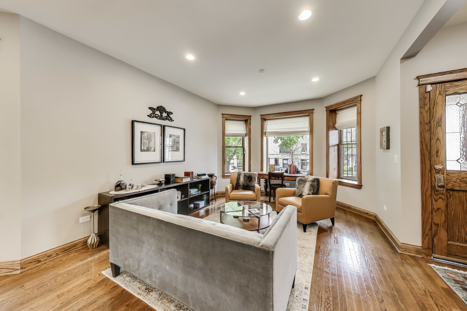 2333 N Spaulding Avenue