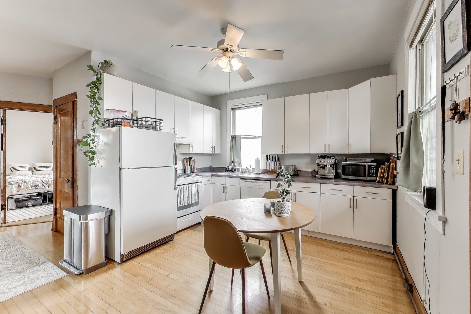 2333 N Spaulding Avenue