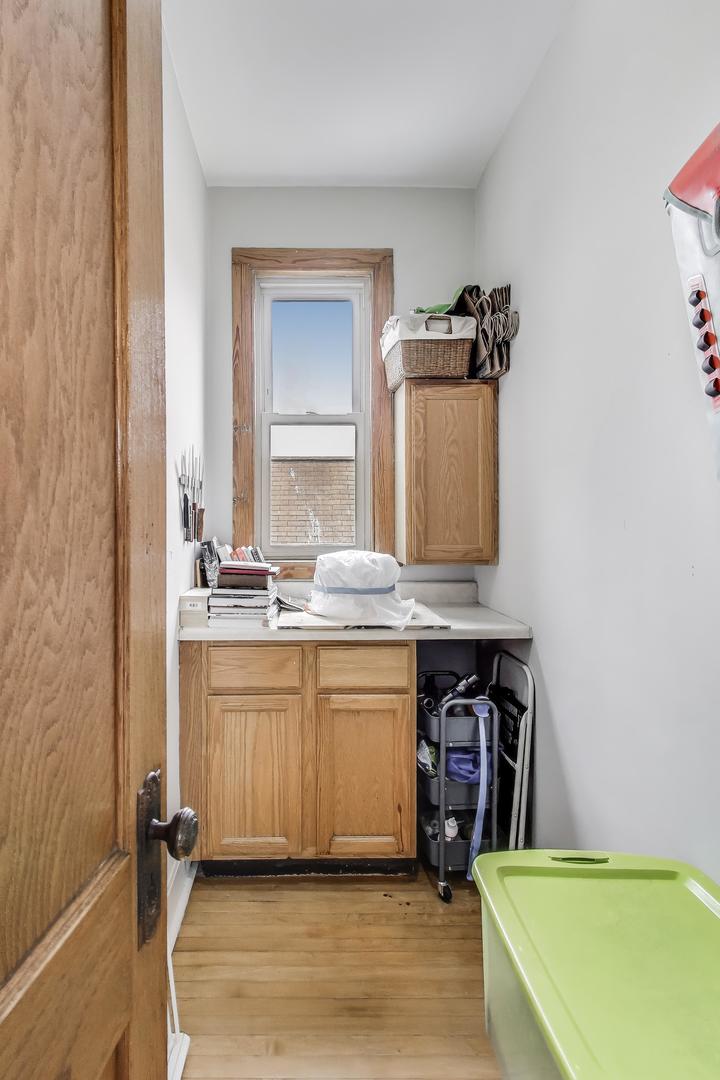 2333 N Spaulding Avenue