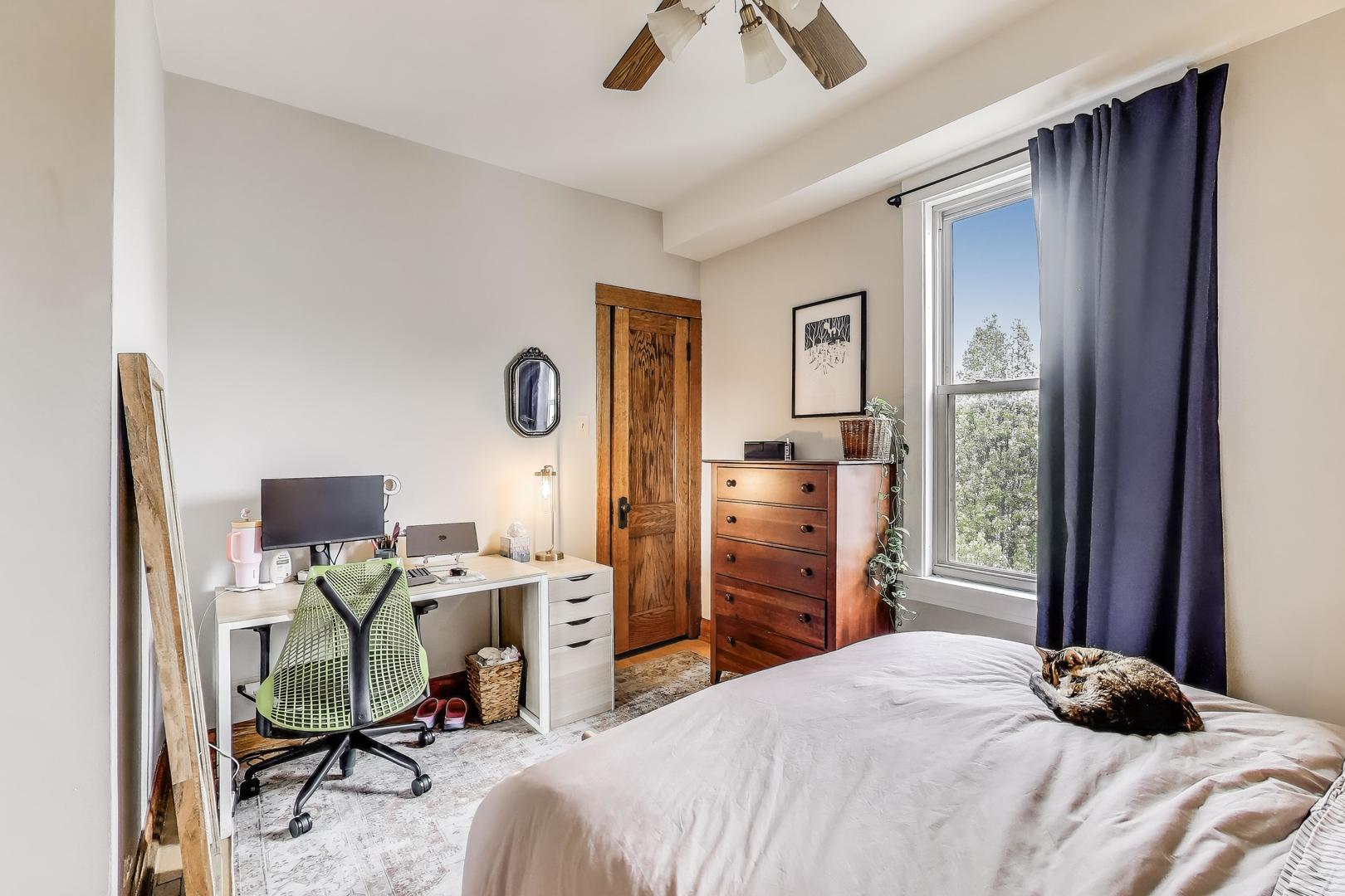 2333 N Spaulding Avenue