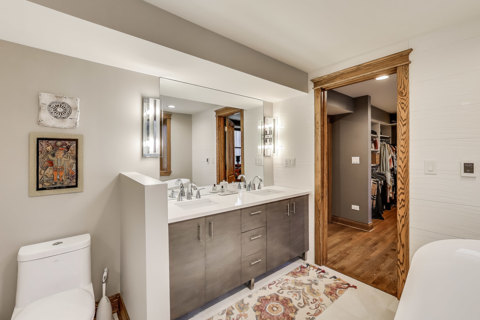 2333 N Spaulding Avenue