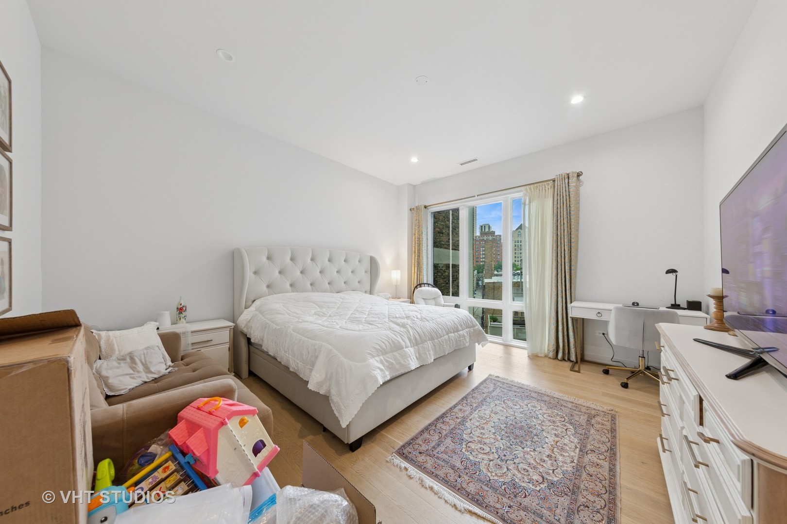 2773 N Hampden Court Unit: 404