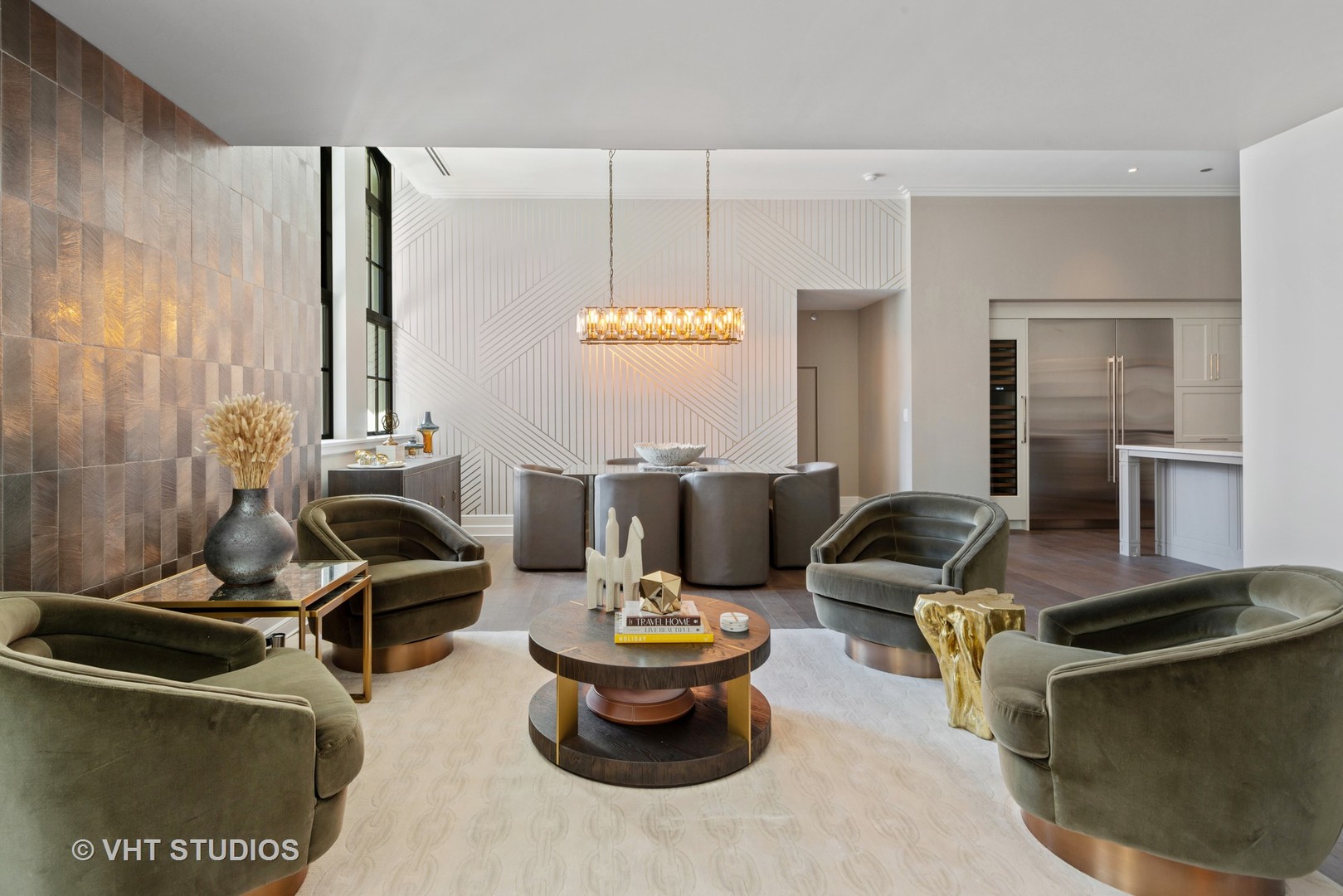 435 N Michigan Avenue Unit: 401