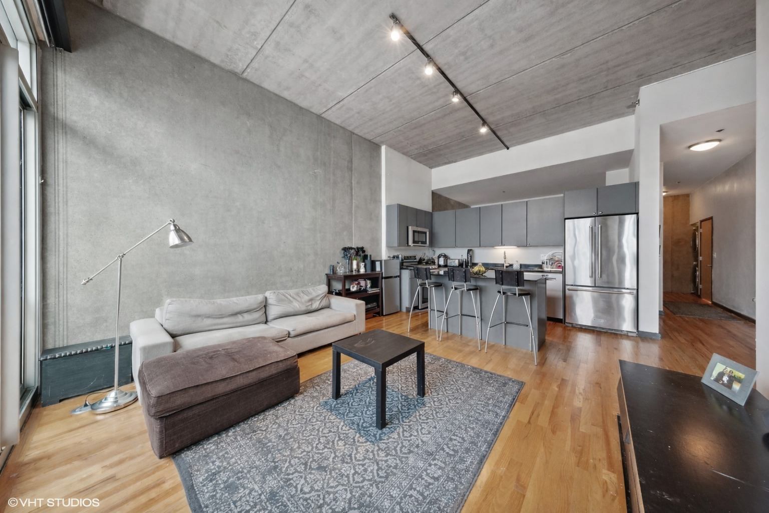 630 N Franklin Street Unit: 1101