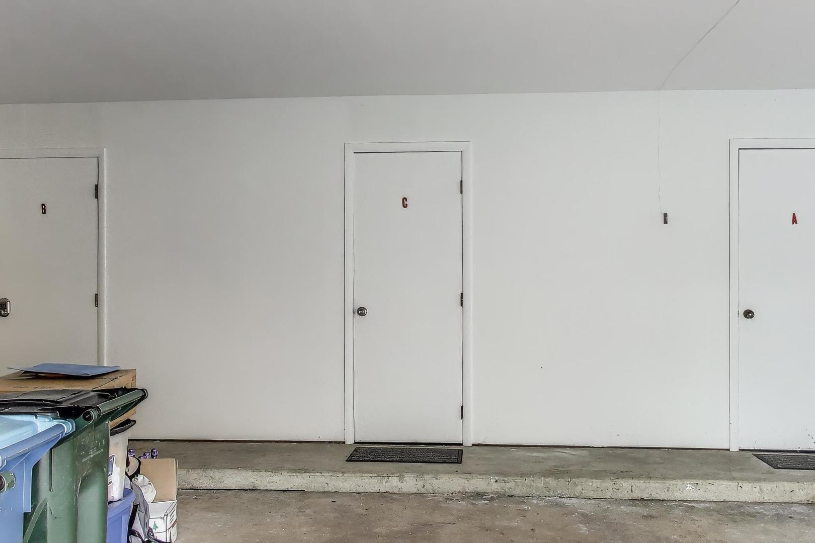 425 Sandpiper Court Unit: C