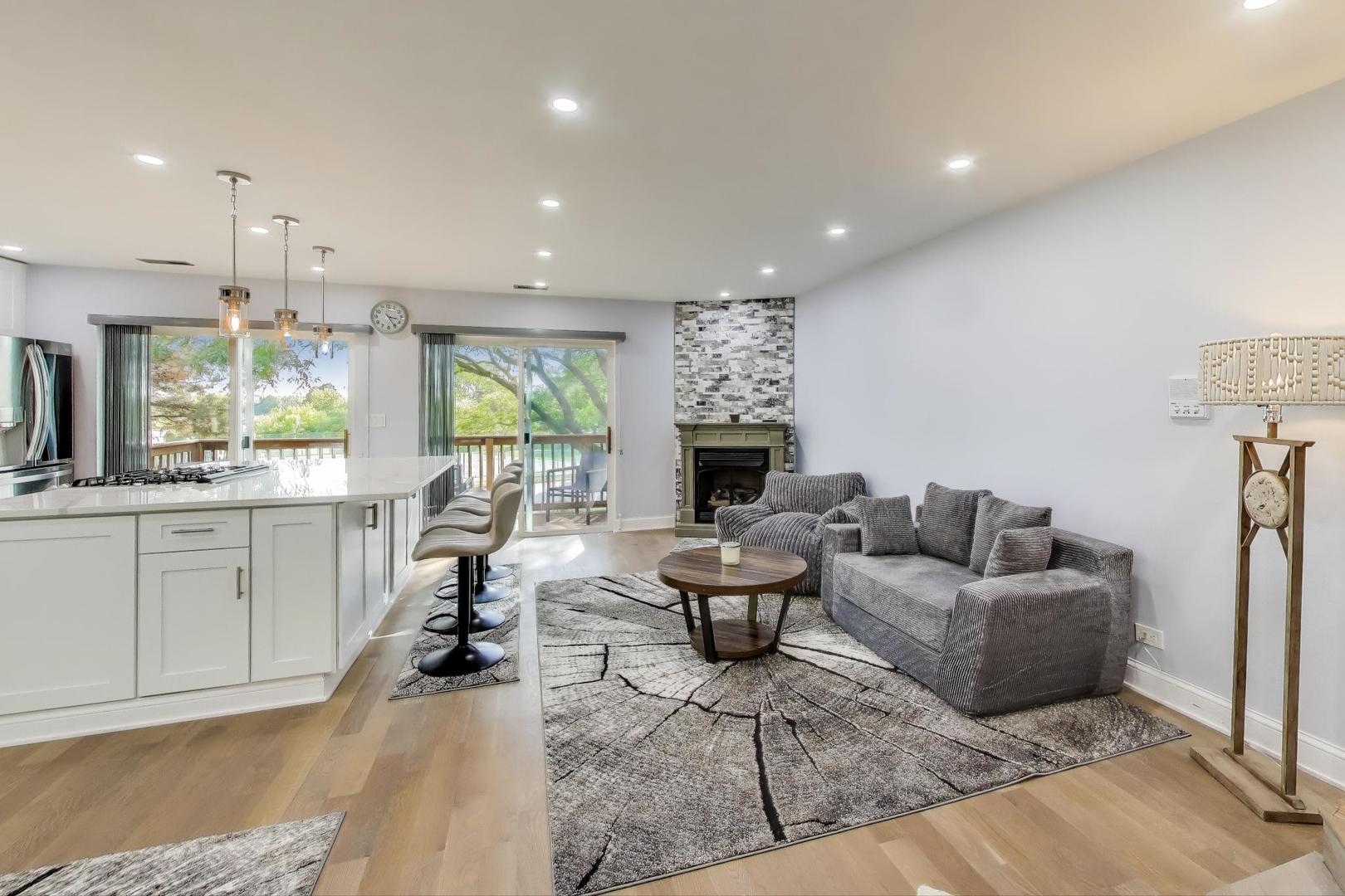 425 Sandpiper Court Unit: C