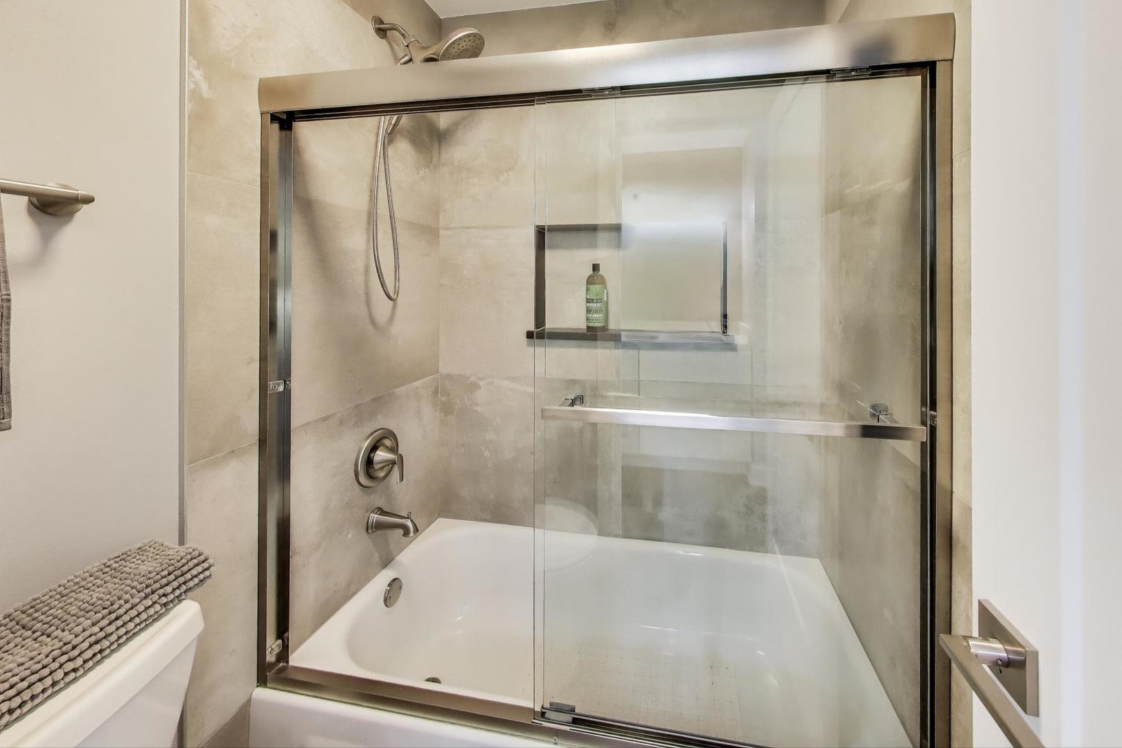 425 Sandpiper Court Unit: C