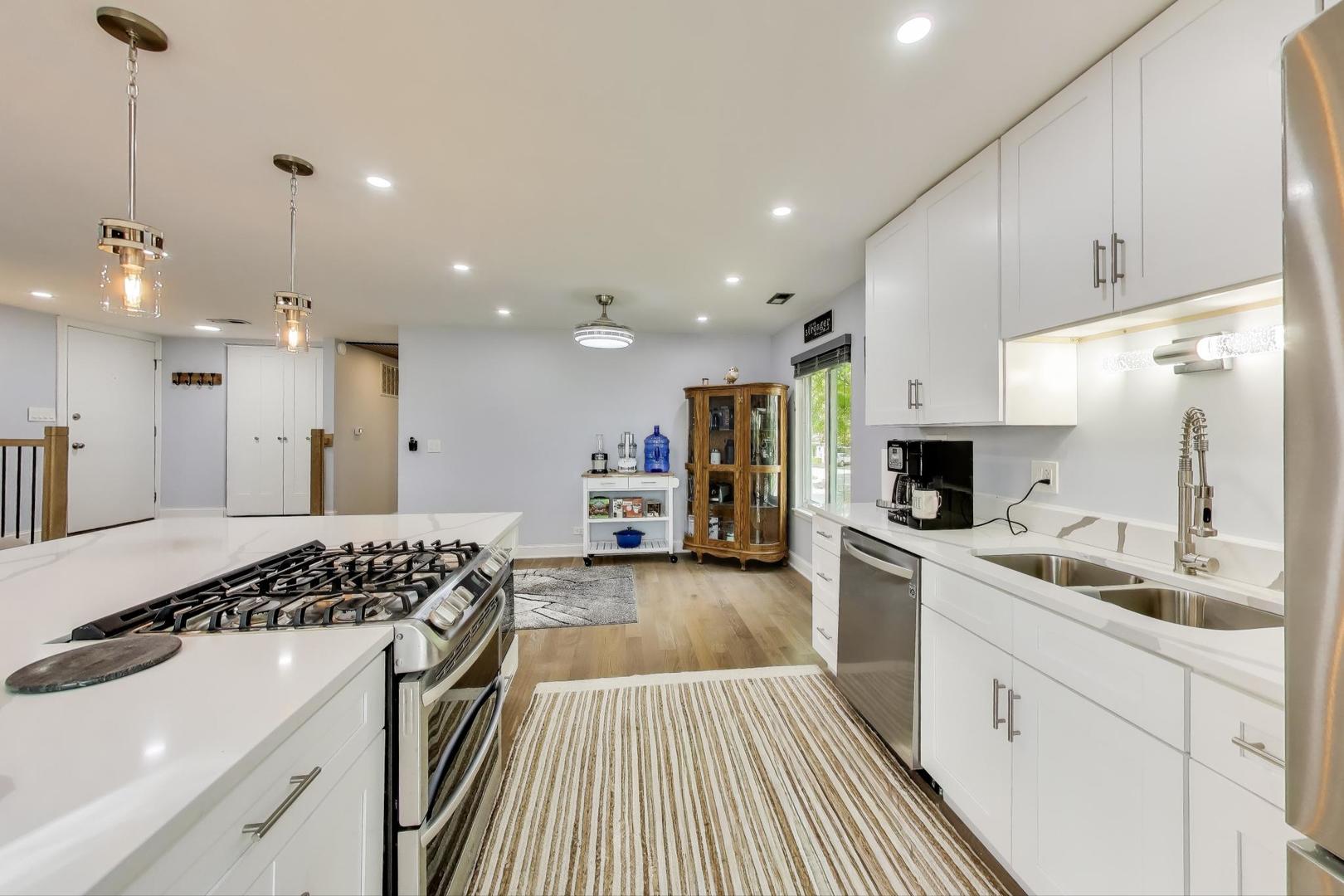 425 Sandpiper Court Unit: C