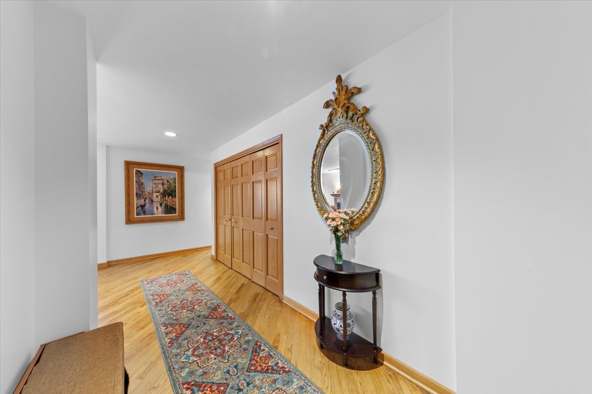 431 S Dearborn Street Unit: 1204
