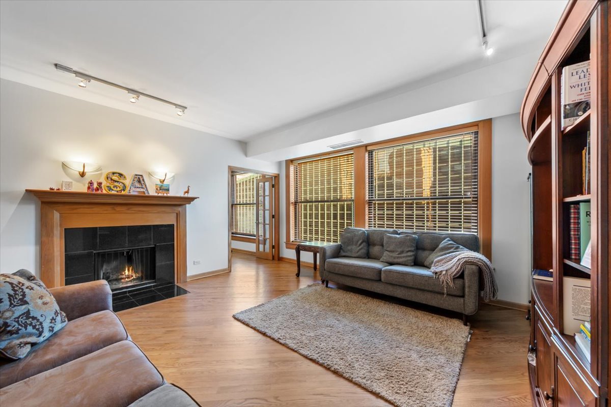 431 S Dearborn Street Unit: 1204